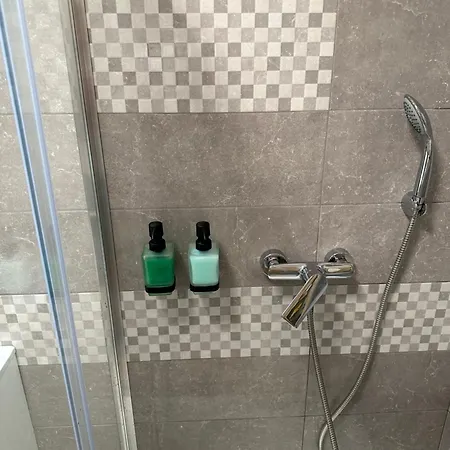 Apartma Anze Samec * Dobravlje