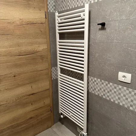 Apartma Anze Samec Apartamento *