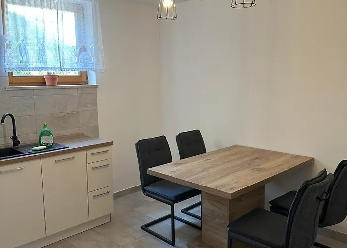 Apartma Apartma Anze Samec *