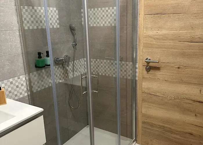 Apartma Apartma Anze Samec *