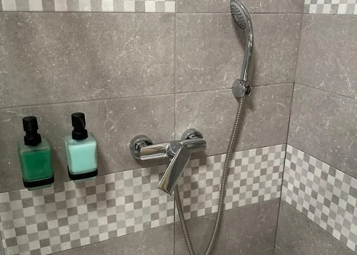 Apartma Apartma Anze Samec Dobravlje